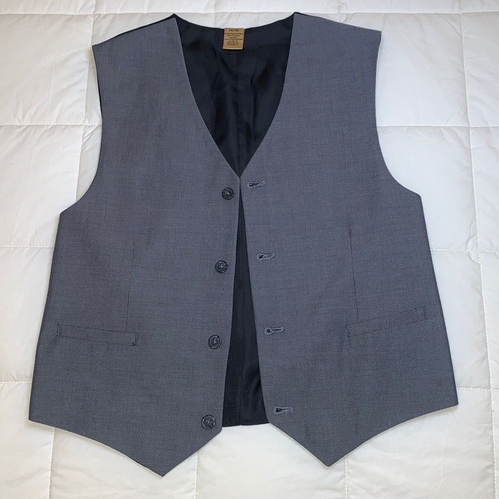 Class Club Gold Label Boy’s Black and Grey Vest